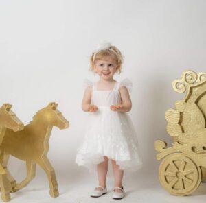 Χειροποίητο βαπτιστικό φόρεμα με βολάν Vintage soul DS23101