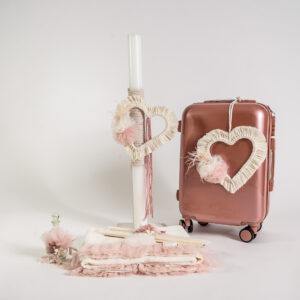 Βαπτιστικό σετ με χειροποίητη μακραμέ καρδιά