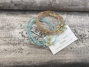 Χειροποίητο μαρτυρικό βάπτισης με μεταλλικό σταυρουδάκι