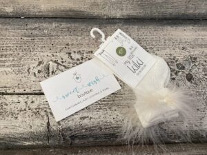 Καλτσάκια βαπτιστικά για κορίτσι με φτερά σομόν