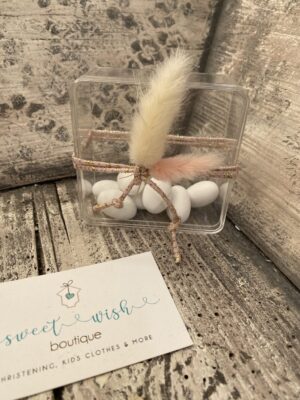 Μπομπονιέρα γάμου plexiglass με bunny tails