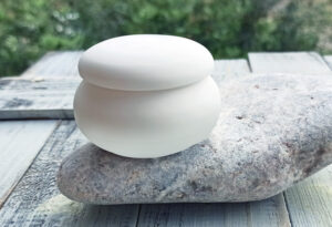 Διακοσμητική μπιζουτιέρα για μπομπονιέρες macaron