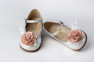 Μπαλαρίνα περπατήματος everkid από εκρού δέρμα K382Ε