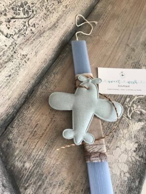 Πασχαλινή αρωματική λαμπάδα με υφασμάτινο αεροπλανάκι