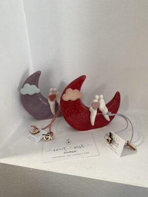 Χειροποίητο κεραμικό  επιτραπέζιο  γούρι φεγγαράκι με ζευγάρι