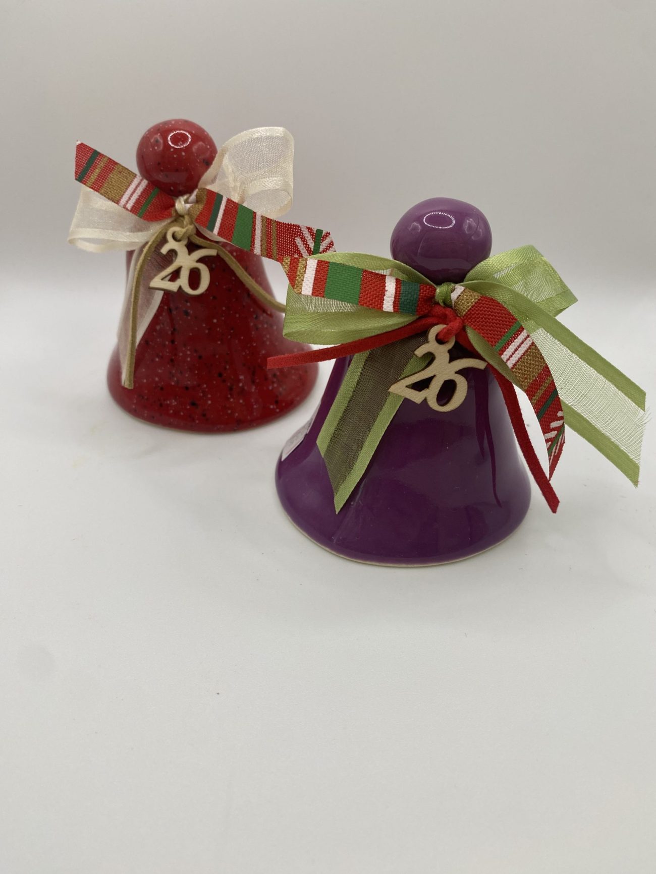 Χειροποίητο κεραμικό  επιτραπέζιο γούρι καμπάνα