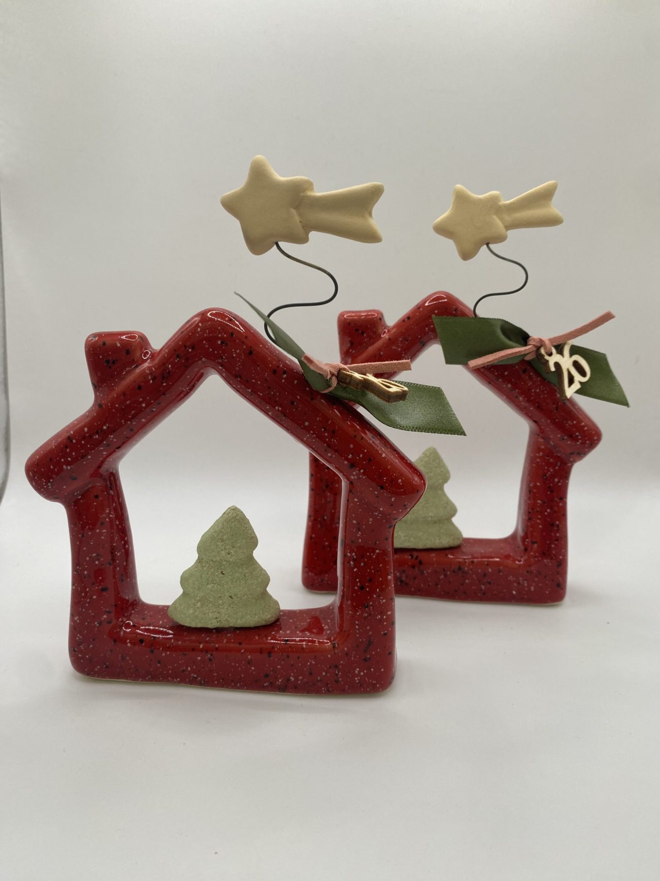 Χειροποίητο κεραμικό  επιτραπέζιο γούρι σπιτάκι