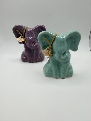 Χειροποίητο κεραμικό ελαφαντάκι